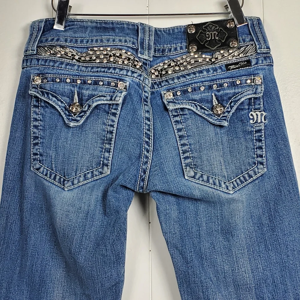 Miss Me rhinestone bling studded bootcut JP5011-3 jeans size 29